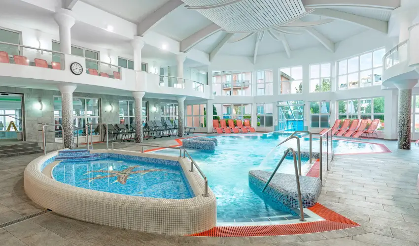 Hotel Eur�pa Fit H�v�z - M�rcius 15. (min. 3 �j)