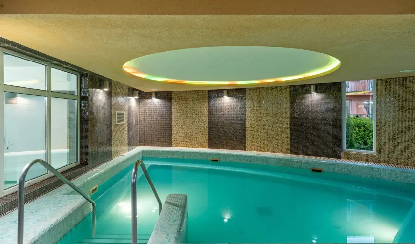 Hotel Eur�pa Fit H�v�z - M�rcius 15. (min. 3 �j)