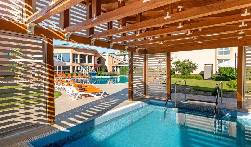 Hotel Eur�pa Fit H�v�z - M�rcius 15. (min. 3 �j)
