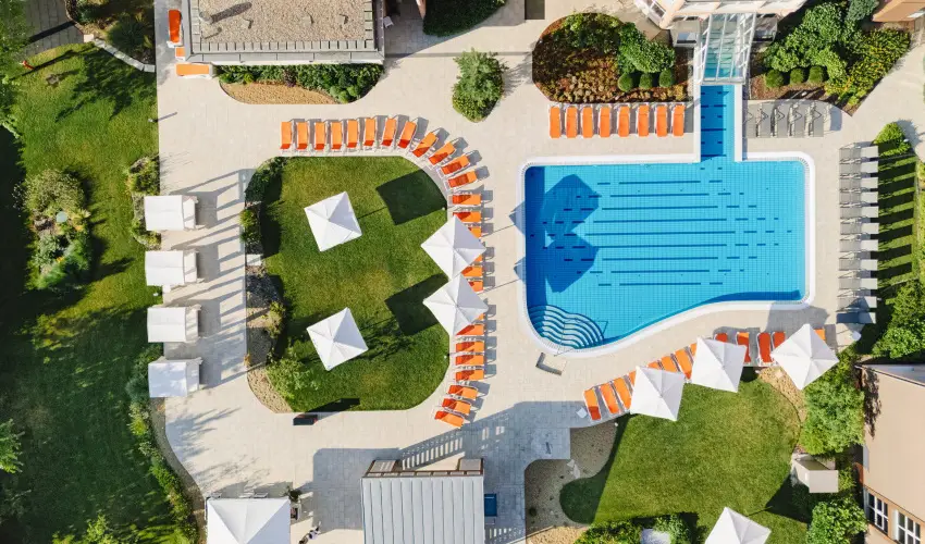 Hotel Eur�pa Fit H�v�z - M�rcius 15. (min. 3 �j)