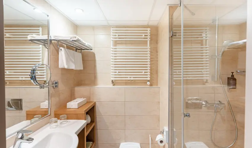 Hotel Eur�pa Fit H�v�z - M�rcius 15. (min. 3 �j)