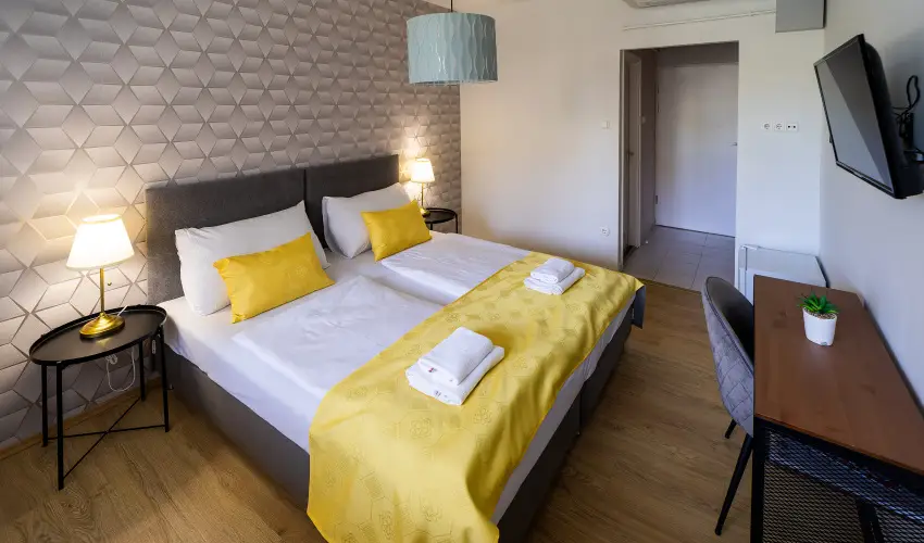 Hotel Forr�s Zalakaros Zalakaros - M�rcius 15.