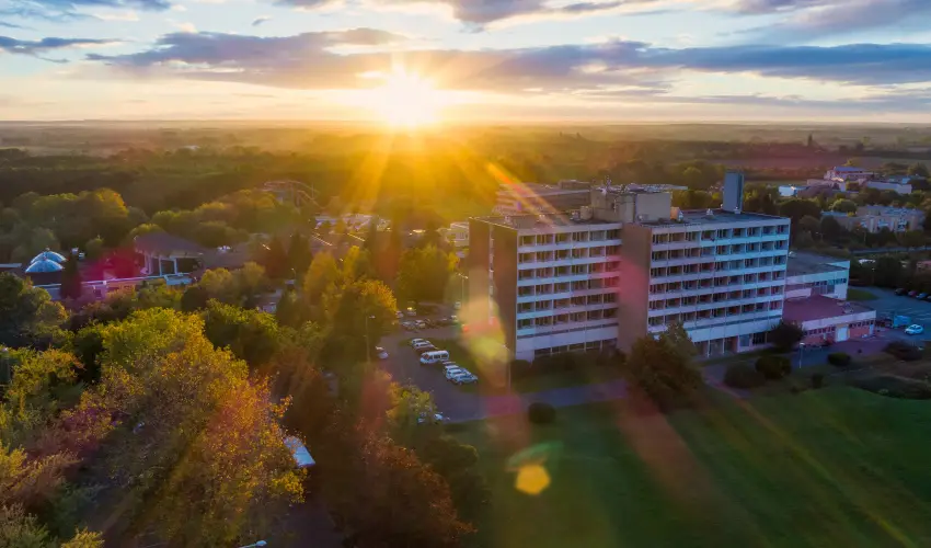 Hunguest Hotel Freya Zalakaros - M�rcius 15. (min. 3 �j)