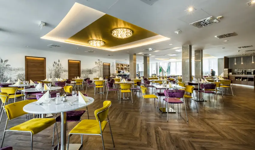 Hotel Golden Lake Resort Balatonf�red - M�rcius 15. 