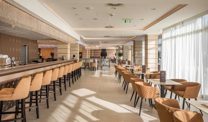 Greenfield Hotel Golf & Spa B�k, B�kf�rd� - M�rcius 15.                                                                                                                                                                                                                                                    
