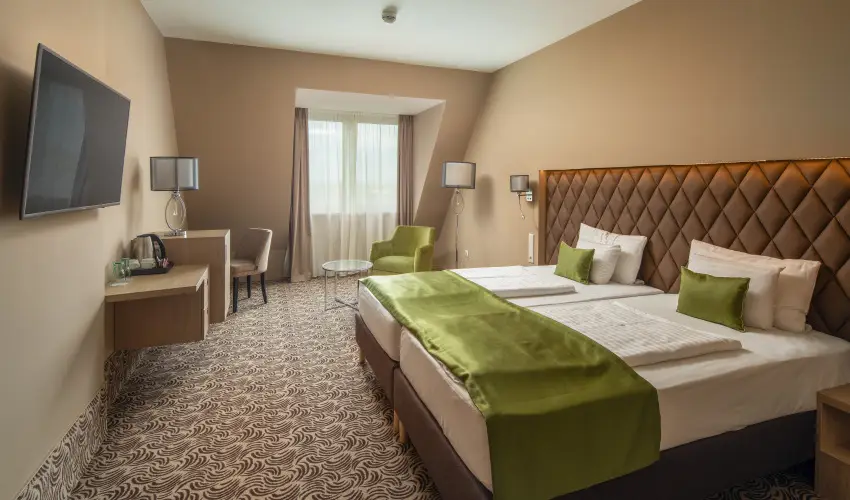Greenfield Hotel Golf & Spa B�k, B�kf�rd� - M�rcius 15.                                                                                                                                                                                                                                                    
