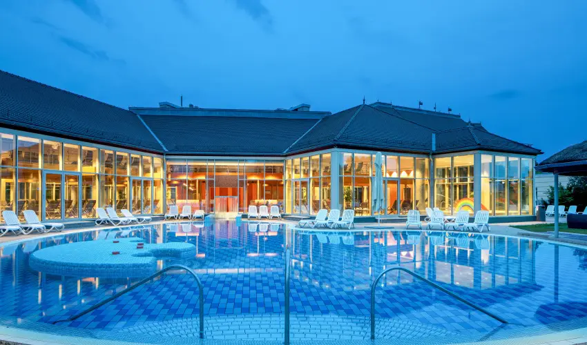 Greenfield Hotel Golf & Spa B�k, B�kf�rd� - M�rcius 15.                                                                                                                                                                                                                                                    