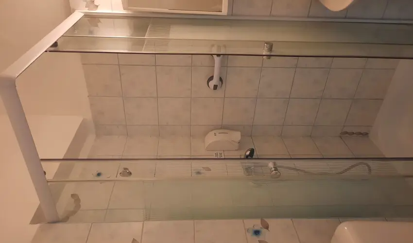 Hajnal Hotel Mez�k�vesd - M�rcius 15.