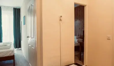 Hajnal Hotel Mez�k�vesd