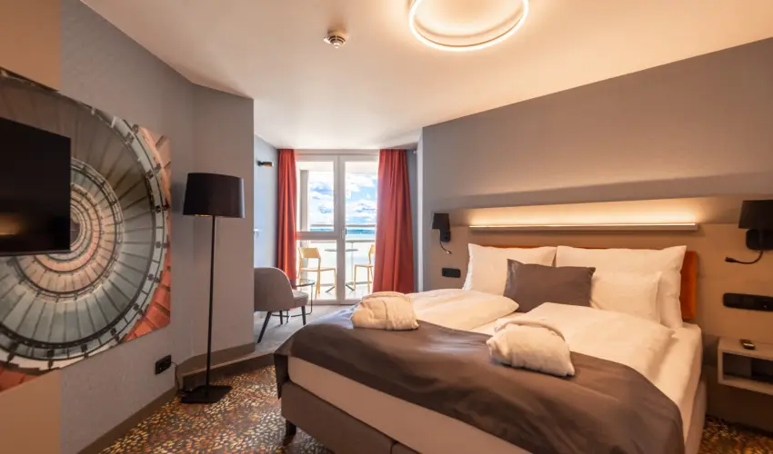 Hotel Helikon Keszthely - M�rcius 15.  (min. 2 �j)
