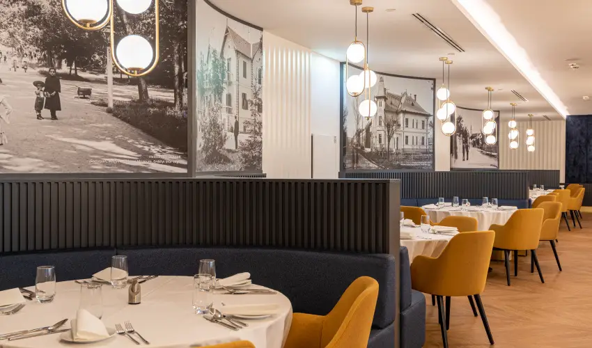 Hotel Helikon Keszthely - M�rcius 15.  (min. 2 �j)