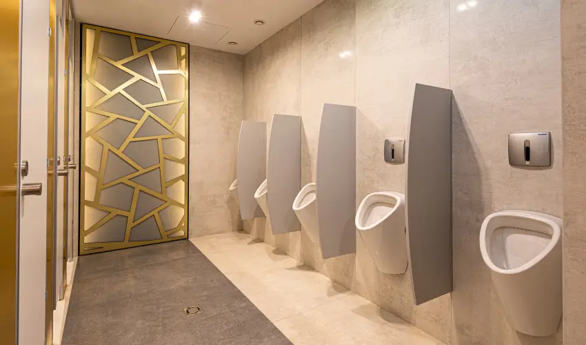 Hotel Helikon Keszthely - M�rcius 15.  (min. 2 �j)