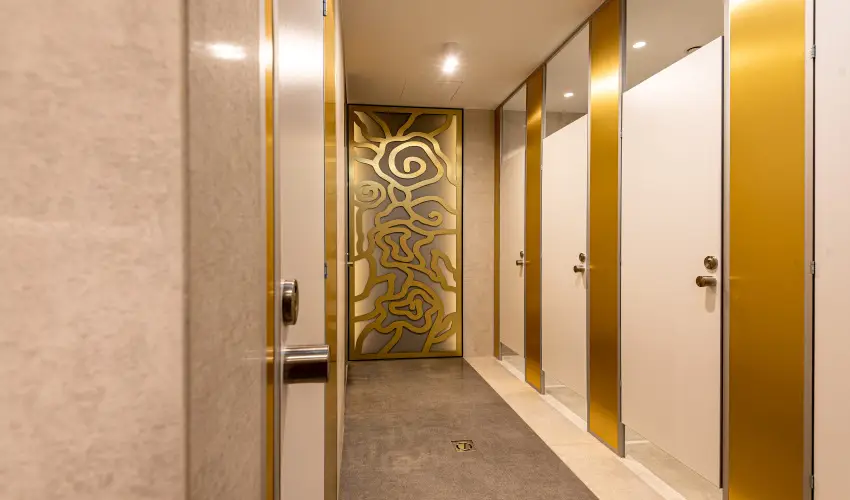 Hotel Helikon Keszthely - M�rcius 15.  (min. 2 �j)