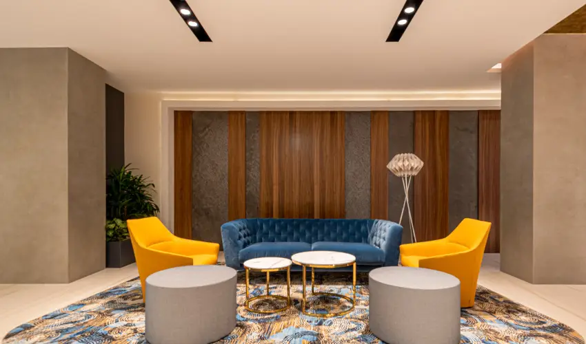 Hotel Helikon Keszthely - M�rcius 15.  (min. 2 �j)
