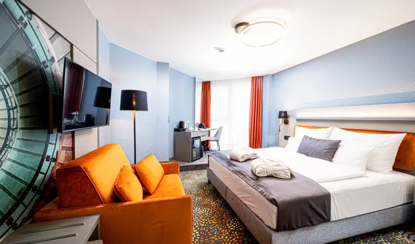 Hotel Helikon Keszthely - M�rcius 15.  (min. 2 �j)