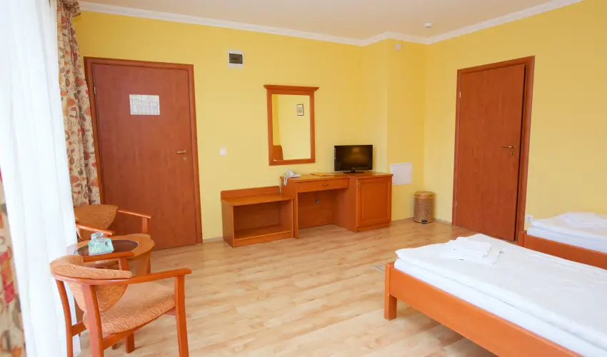 Hotel J�rja Hajd�szoboszl� - M�rcius 15.