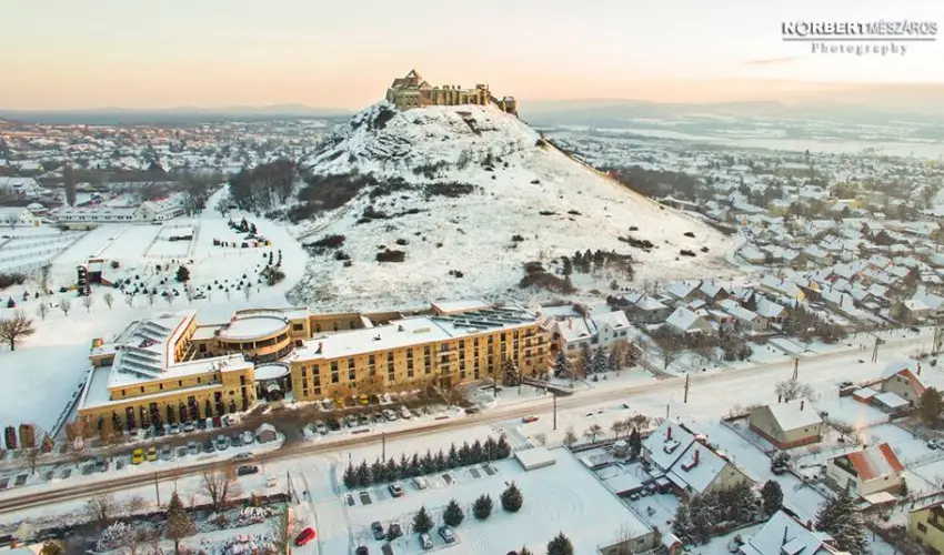 Hotel Kapit�ny Superior Wellness S�meg - M�rciusi ifjak (min. 3 �j)
