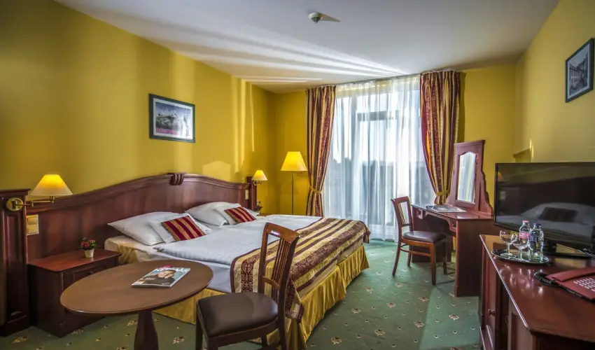Hotel Kapit�ny Superior Wellness S�meg - M�rciusi ifjak (min. 3 �j)