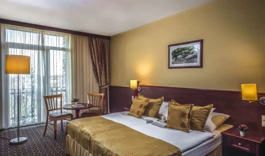 Hotel Kapit�ny Superior Wellness S�meg - M�rciusi ifjak (min. 3 �j)