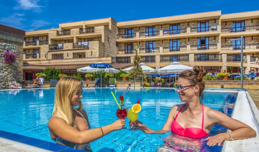 Hotel Kapit�ny Superior Wellness S�meg - M�rciusi ifjak (min. 3 �j)