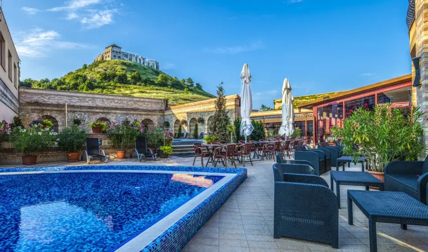 Hotel Kapit�ny Superior Wellness S�meg - M�rciusi ifjak (min. 3 �j)