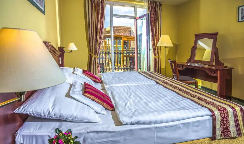 Hotel Kapit�ny Superior Wellness S�meg - M�rciusi ifjak (min. 3 �j)