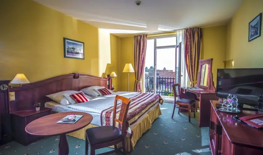 Hotel Kapit�ny Superior Wellness S�meg - M�rciusi ifjak (min. 3 �j)