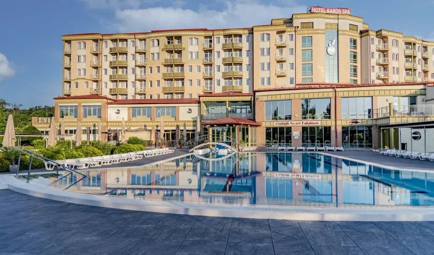 Hotel Karos Spa Zalakaros - M�rcius 15.  (min. 2 �j)