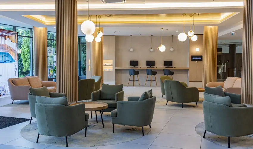 Hotel Karos Spa Zalakaros - M�rcius 15.  (min. 2 �j)