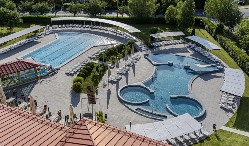 Hotel Karos Spa Zalakaros - M�rcius 15.  (min. 2 �j)