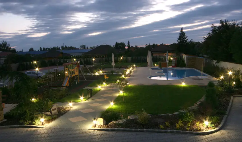 Hotel Kiss Tata - M�rcius 15.