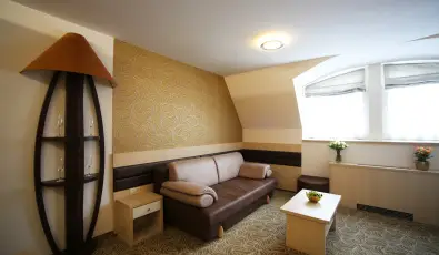 Hotel Kiss Tata