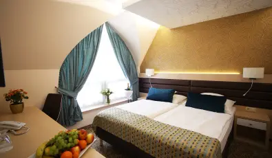 Hotel Kiss Tata