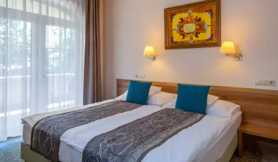 Hotel Kiss Tata