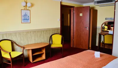 Hotel Korona Wellness, Rendezv�ny & Borhotel Eger Eger