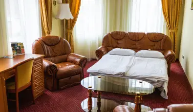 Hotel Korona Wellness, Rendezv�ny & Borhotel Eger Eger