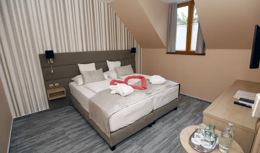Hotel Laroba Als��rs - M�rcius 15. 