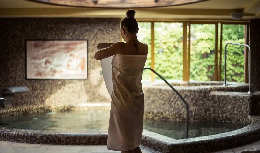 Hotel Laroba Als��rs - M�rcius 15. 