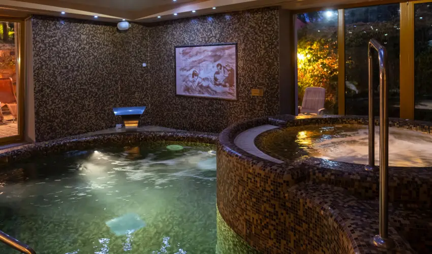 Hotel Laroba Als��rs - M�rcius 15. 