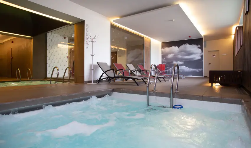 Laterum Hotel P�cs - M�rcius 15. 