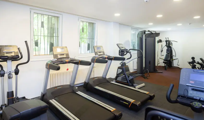 Laterum Hotel P�cs - M�rcius 15. 