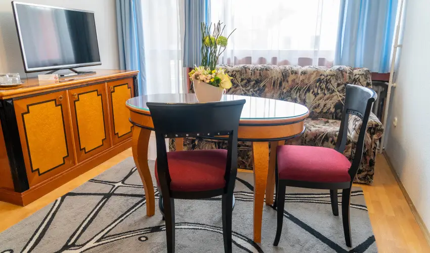 Majerik Hotel H�v�z - M�rcius 15. 