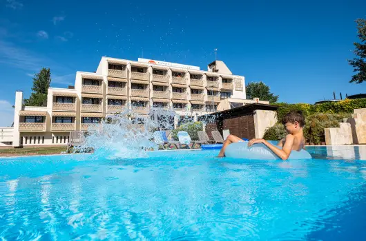 Hotel Margar�ta - M�rcius 15. 