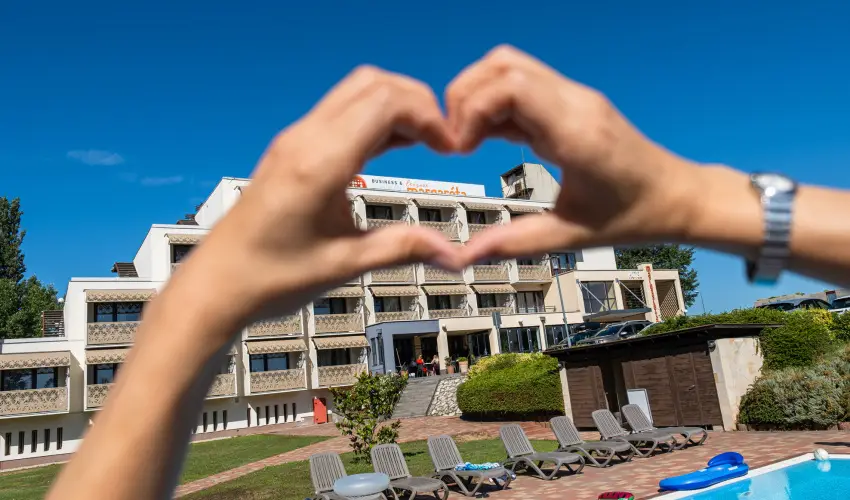 Hotel Margar�ta Balatonf�red - M�rcius 15. 