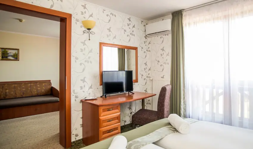 Hotel Nar�d M�traszentimre - M�rcius 15. (min. 2 �j)