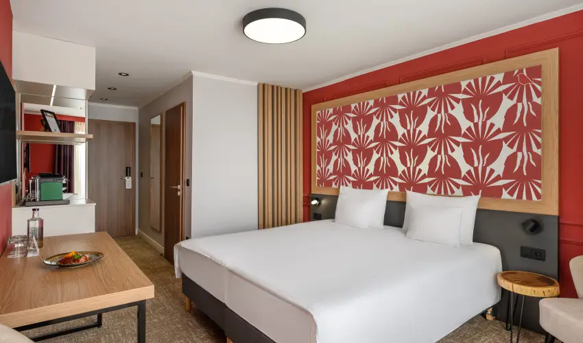 Hotel Nar�d M�traszentimre - M�rcius 15. (min. 2 �j)