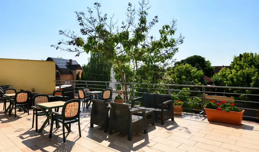 Hotel N�gy �vszak Hajd�szoboszl� - M�rcius 15.