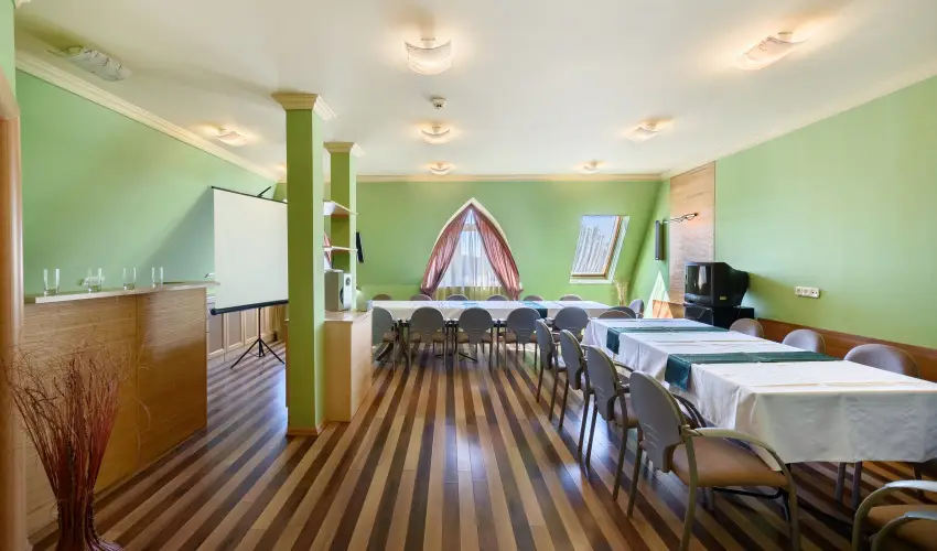 Hotel N�gy �vszak Hajd�szoboszl� - M�rcius 15.