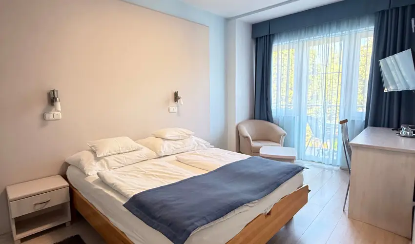 Hotel N�gy �vszak Hajd�szoboszl� - M�rcius 15.
