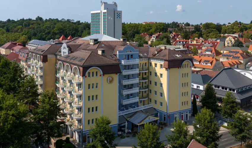 Palace Hotel  H�v�z - M�rcius 15. 